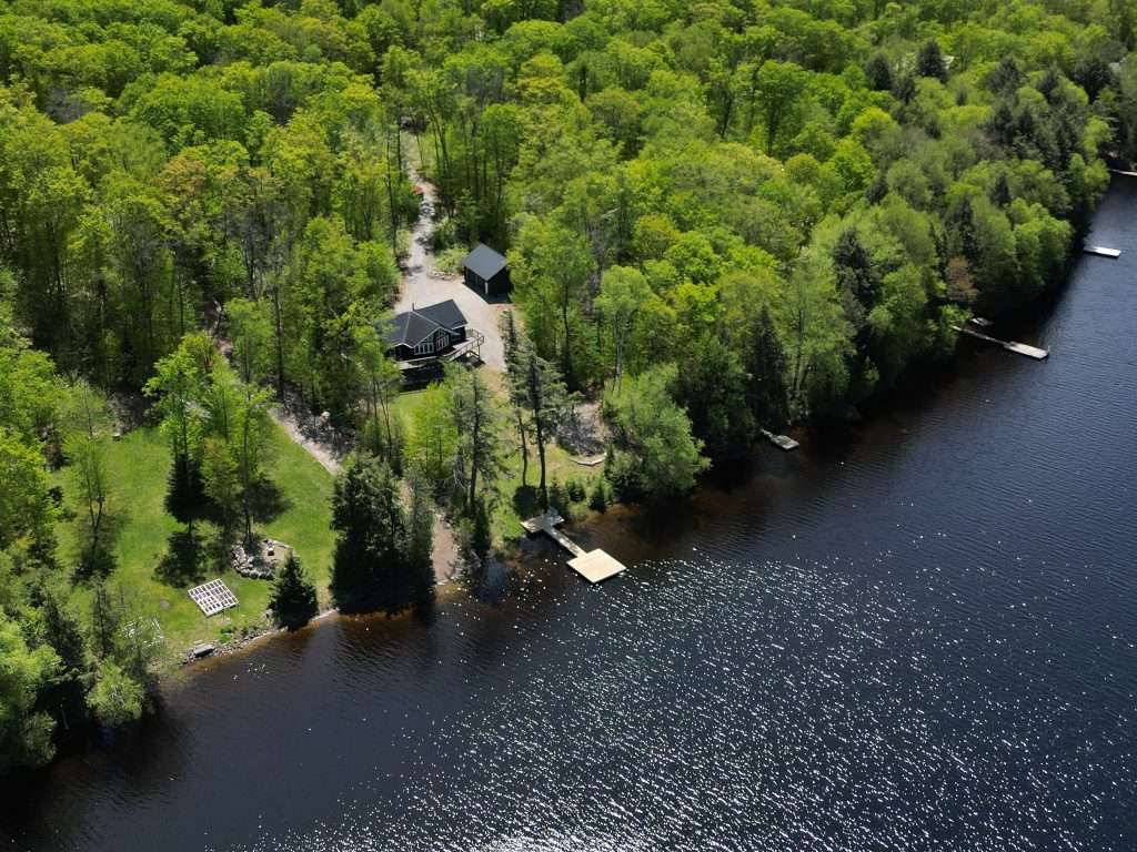 1307 Adanac Rd, Colbourne Lake